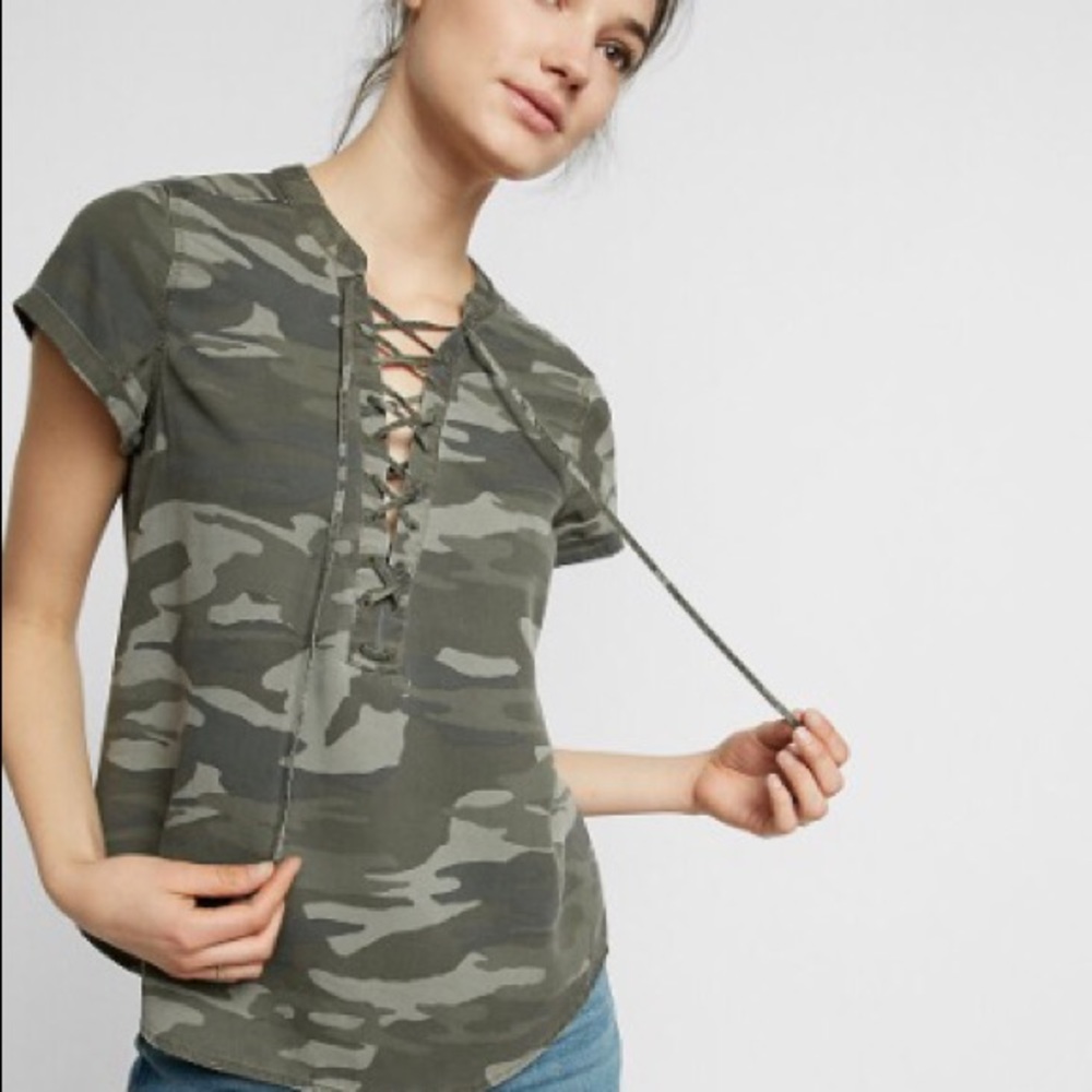 Camouflage Lace-Up Short Sleeve Top